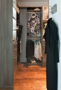 Walk-in closet, custom closet, Custom walk-in closet